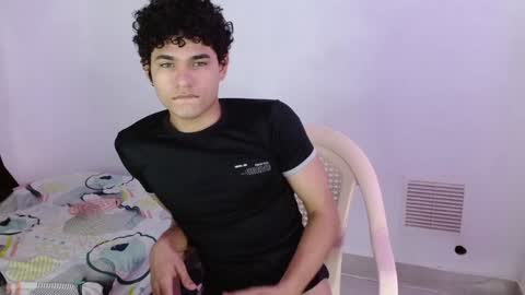 Snapshot of zyrosxk chatting on 2, 1, 2025 antonio felipe online show from 2, 1, 2025