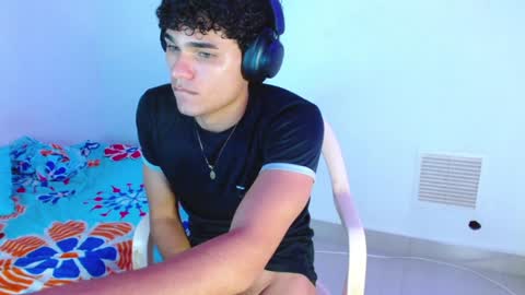 Snapshot of zyrosxk chatting on 27, 1, 2025 antonio felipe online show from 27, 1, 2025