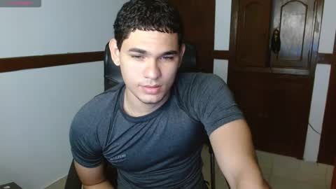 Snapshot of zyrosxk chatting on 21, 9, 2025 antonio felipe online show from 21, 9, 2025