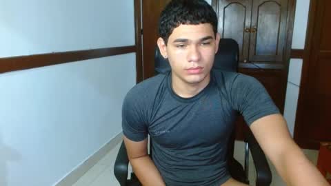 Snapshot of zyrosxk chatting on 30, 9, 2025 antonio felipe online show from 30, 9, 2025