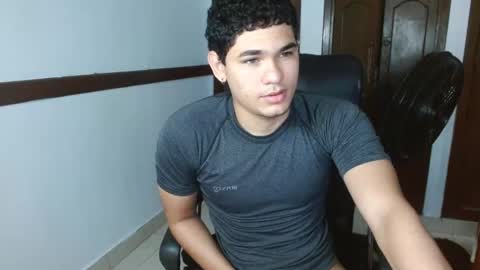 Snapshot of zyrosxk chatting on 11, 10, 2025 antonio felipe online show from 11, 10, 2025