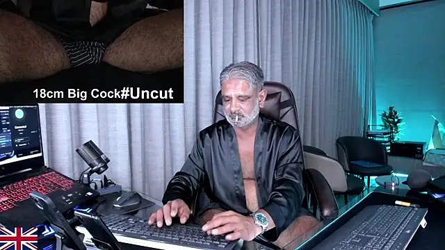 Snapshot of OnlineBossUK chatting on 16, 7, 2026 OnlineBossUK online show from 16, 7, 2026