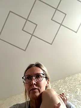 angelmommu online show from 14, 11, 2025