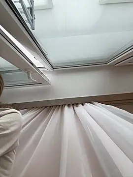 angelmommu online show from 1, 4, 2026