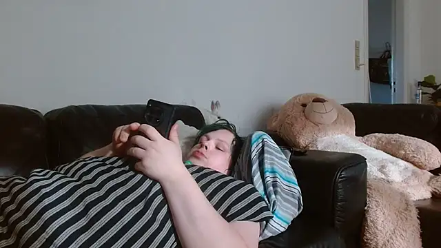 Snapshot of StarZ15 chatting on 16, 2, 2025 StarZ15 online show from 16, 2, 2025