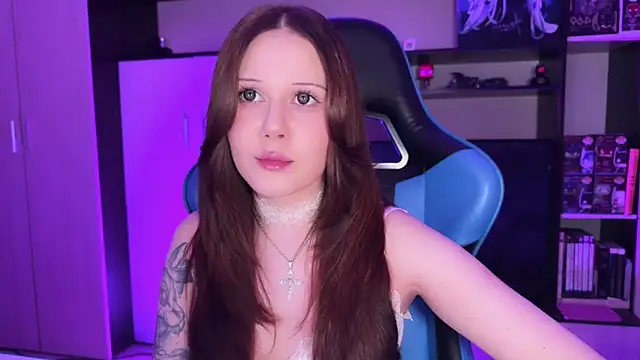 Snapshot of jasminevine chatting on 17, 6, 2026 jasminevine online show from 17, 6, 2026