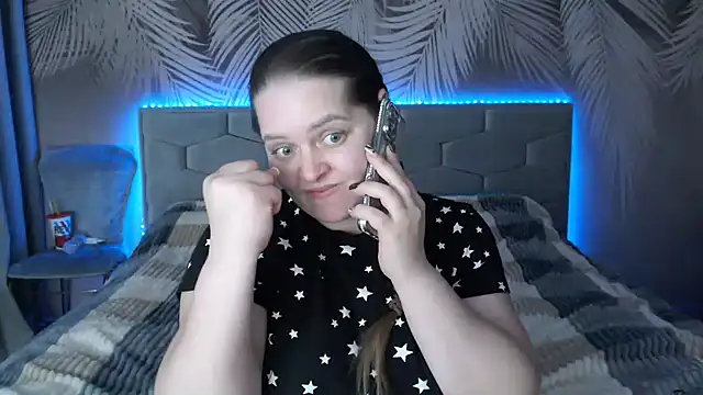 uliastar online show from 30, 1, 2025