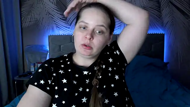 uliastar online show from 12, 3, 2025