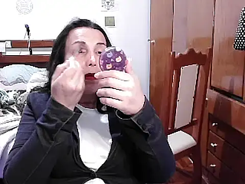 Snapshot of LauraVicttoria361215 chatting on 11, 12, 2024 LauraVicttoria361215 online show from 11, 12, 2024