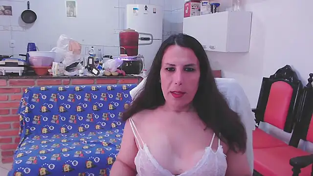 Snapshot of LauraVicttoria361215 chatting on 14, 9, 2025 LauraVicttoria361215 online show from 14, 9, 2025