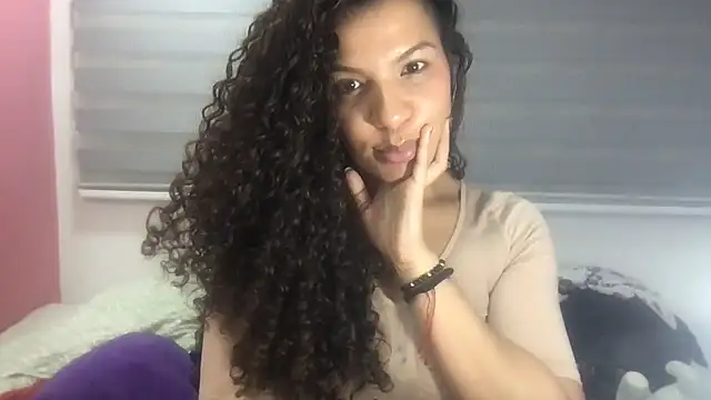 gatubelahot online show from 28, 9, 2025