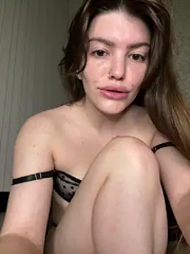 FionaLaNice online show from 3, 5, 2026