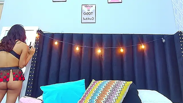 kinkylittlegirll online show from 12, 2, 2025