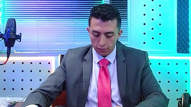 Snapshot of Darko0717 chatting on 19, 4, 2026 Darko0717 online show from 19, 4, 2026