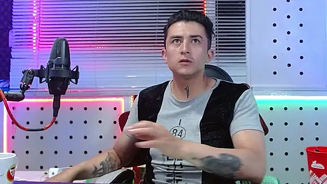 Snapshot of Darko0717 chatting on 27, 4, 2026 Darko0717 online show from 27, 4, 2026