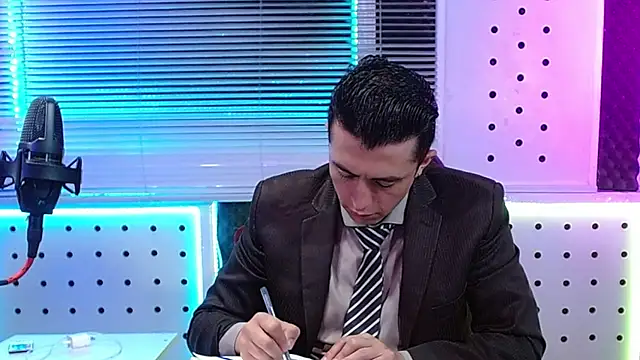 Snapshot of Darko0717 chatting on 2, 5, 2026 Darko0717 online show from 2, 5, 2026