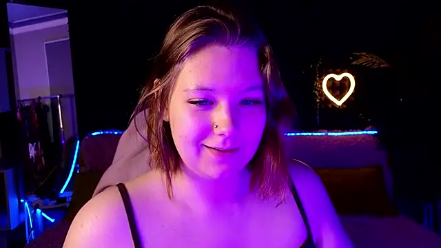 Snapshot of DjennaPalme chatting on 29, 9, 2025 DjennaPalme online show from 29, 9, 2025