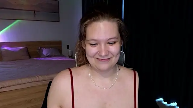 Snapshot of DjennaPalme chatting on 4, 6, 2026 DjennaPalme online show from 4, 6, 2026