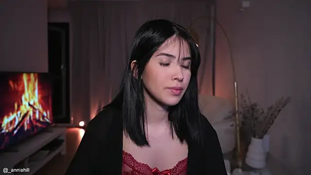 anniehillofficial online show from 1, 10, 2025