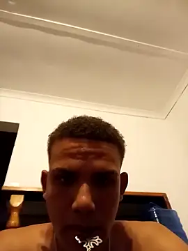 Snapshot of Linex06 chatting on 25, 2, 2026 Linex06 online show from 25, 2, 2026