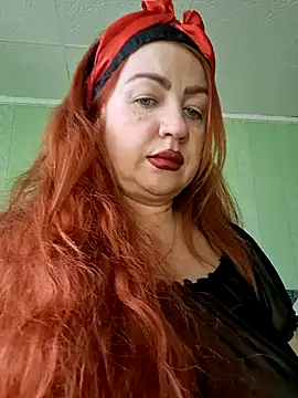 KiraXTender online show from 28, 1, 2025