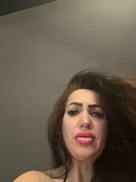 ASSYA online show from 4, 10, 2025