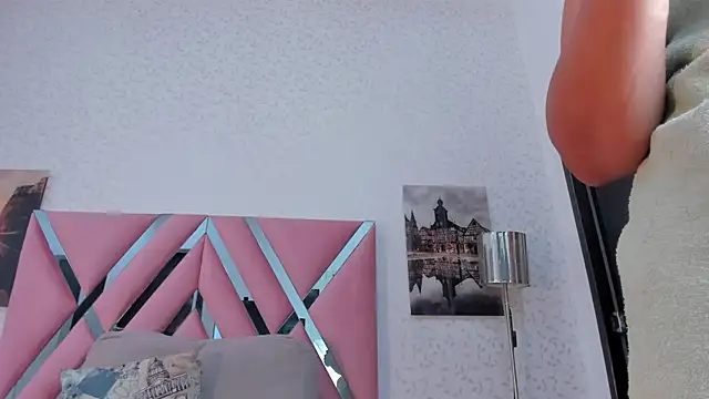 veronica salas online show from 7, 11, 2025