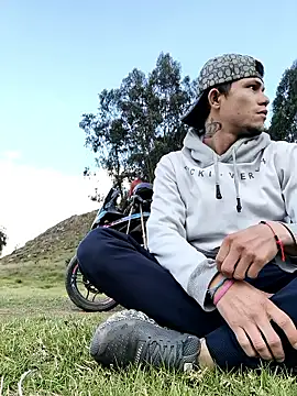 Juam22 online show from 20, 12, 2025