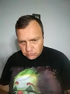 Snapshot of Bury0117 chatting on 28, 10, 2025 Bury0117 online show from 28, 10, 2025