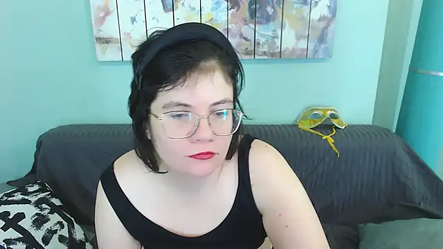 Snapshot of EverlyRays chatting on 18, 2, 2025 EverlyRays online show from 18, 2, 2025