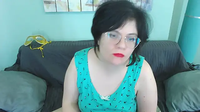 Snapshot of EverlyRays chatting on 18, 3, 2025 EverlyRays online show from 18, 3, 2025