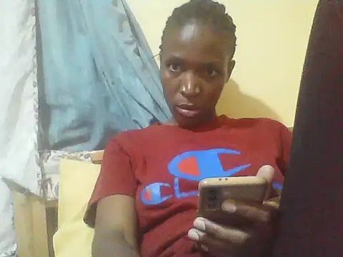 Snapshot of Smillie_prety chatting on 14, 4, 2026 Smillie prety online show from 14, 4, 2026