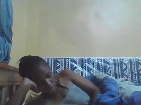 Snapshot of Smillie_prety chatting on 17, 4, 2026 Smillie prety online show from 17, 4, 2026
