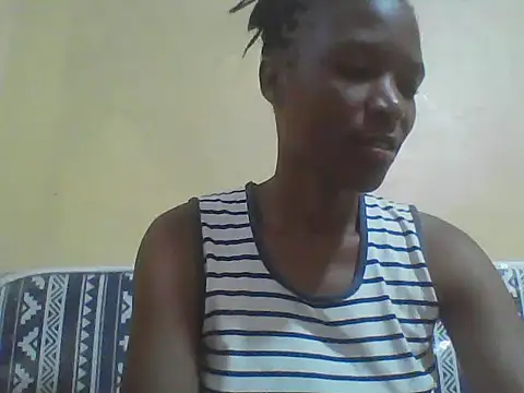 Snapshot of Smillie_prety chatting on 19, 4, 2026 Smillie prety online show from 19, 4, 2026