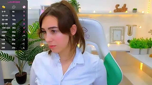  Eliizabeth  online show from 23, 1, 2025