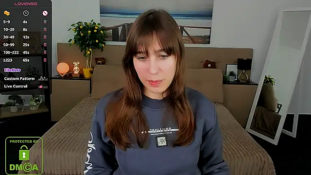  Eliizabeth  online show from 12, 3, 2025