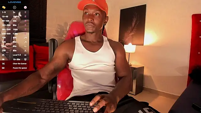 Snapshot of DannSmmith chatting on 4, 3, 2025 DannSmmith online show from 4, 3, 2025