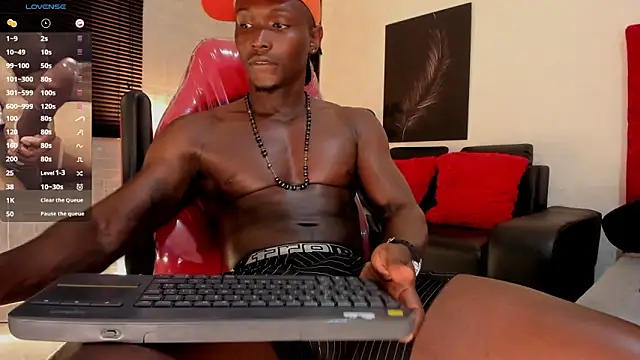 Snapshot of DannSmmith chatting on 13, 3, 2025 DannSmmith online show from 13, 3, 2025