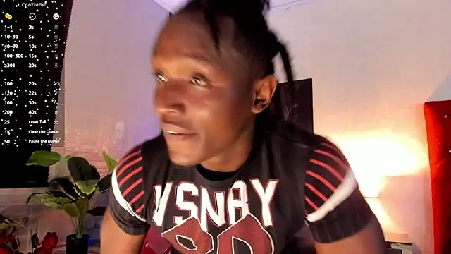 DannSmmith online show from 28, 10, 2025