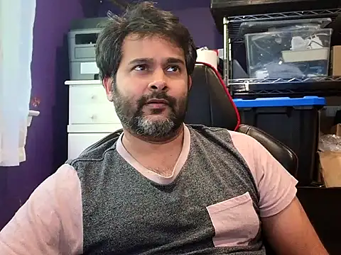 Snapshot of Sakhtlaundaz chatting on 9, 10, 2025 Sakhtlaundaz online show from 9, 10, 2025