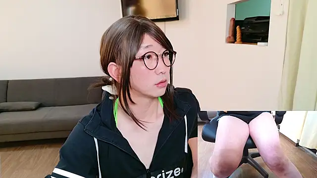 Kanae sweet online show from 17, 2, 2025