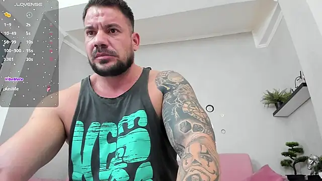 musclemonster31 online show from 6, 2, 2025