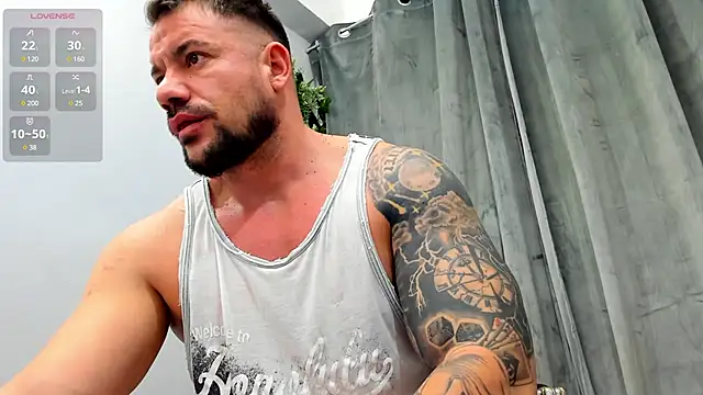 musclemonster31 online show from 12, 2, 2025