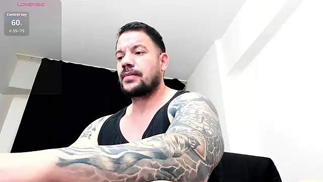 musclemonster31 online show from 4, 2, 2026