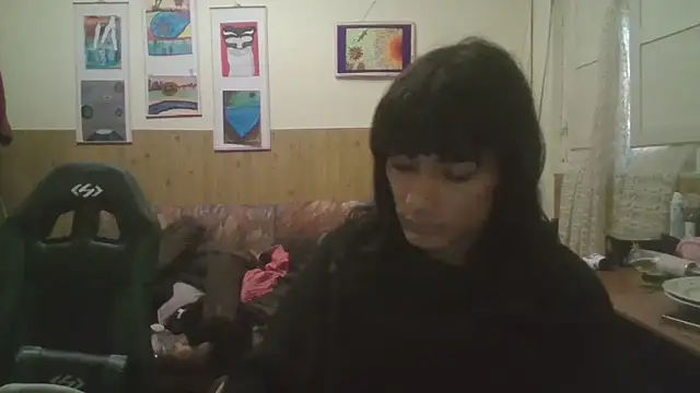 calliemaggotbone online show from 4, 11, 2025