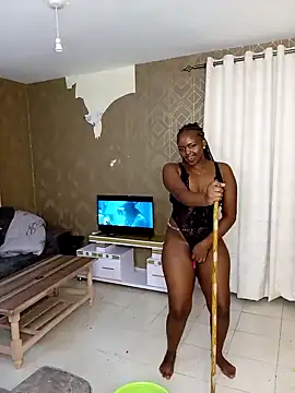 TerryAssqueen254 online show from 5, 2, 2025