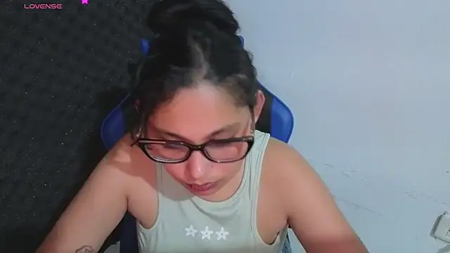 Cuteprincess21 online show from 9, 4, 2026