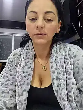 bruneta sexy23 online show from 22, 1, 2025