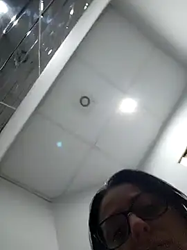 bruneta sexy23 online show from 29, 1, 2025