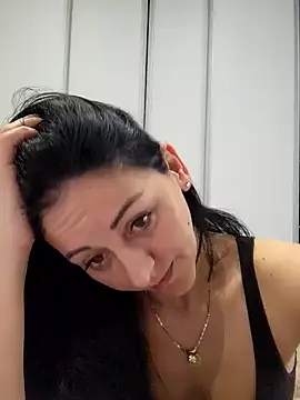 bruneta sexy23 online show from 1, 2, 2025